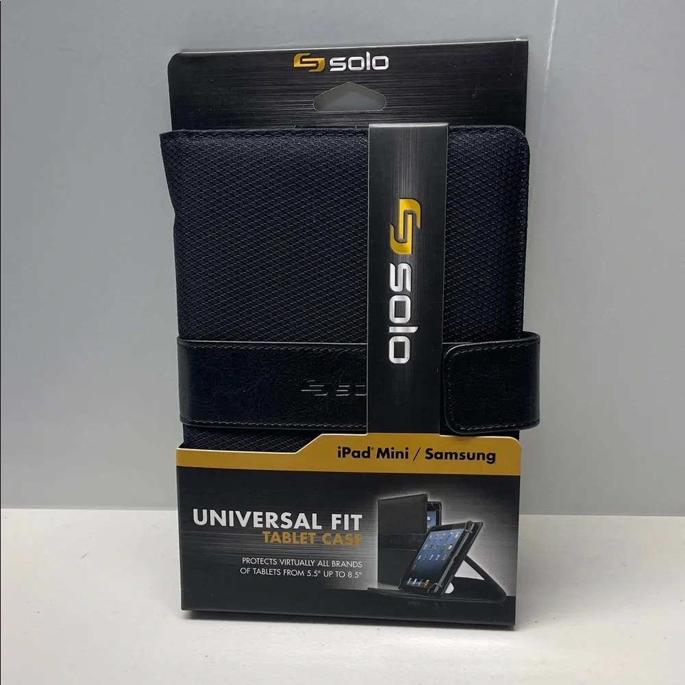 Solo Universal Fit Tablet eReader Case For 5.5” to 8.5” Tablet